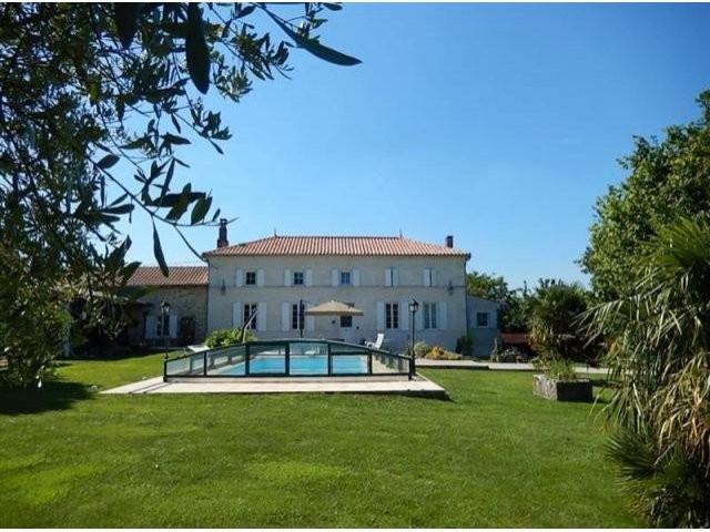 4 bedroom Character For Sale: 17430..