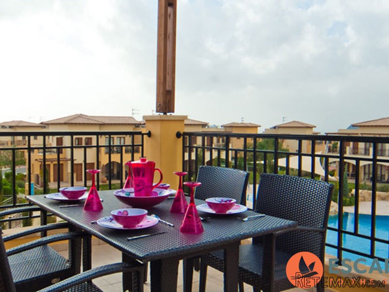 Luxury Apartment In Theseus Village - 2