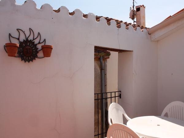 Maison De Village Avec Terrasse Et T1.. - 2