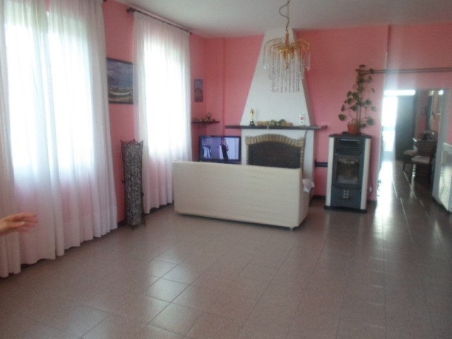 3 Bedrooms - Apartment - For Sale - 2
