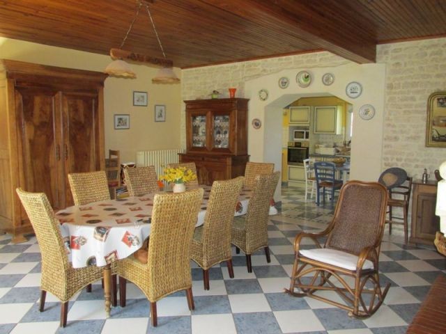 6 Bed Stone House With Small House To.. - 2