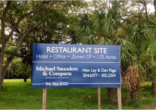 Land For Sale: 920 University Pkwy..