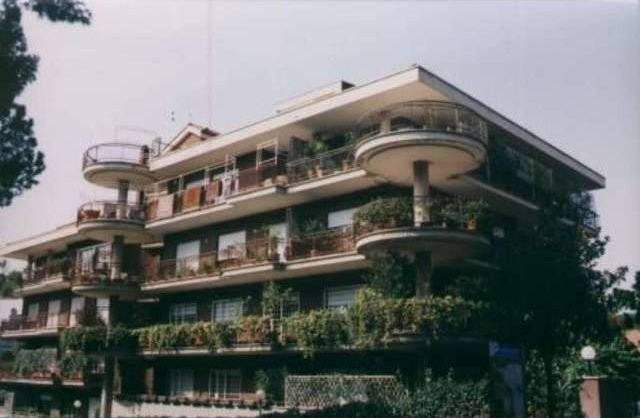 CORTINA D'AMPEZZO, ELEGANT EITHER