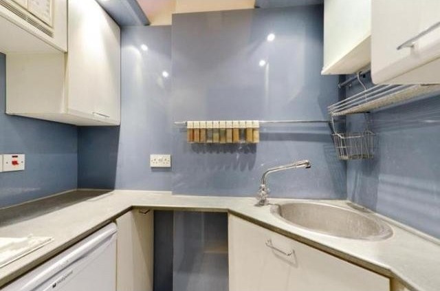Studio - London - For Rent - 2