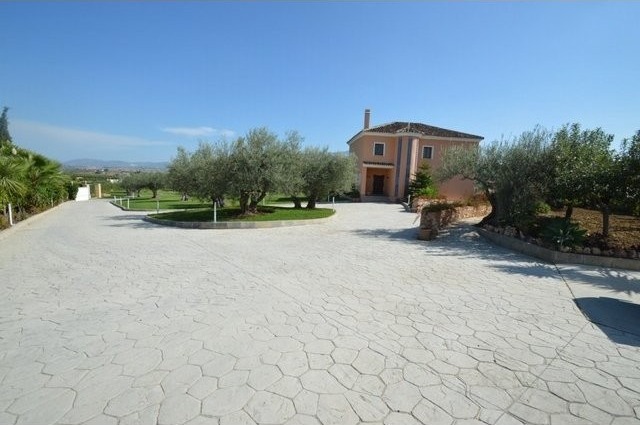 Villa - The property was constructed.. - 2