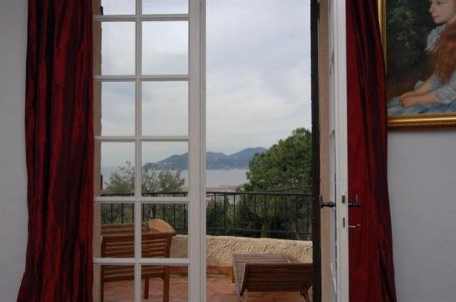 4 bedroom Character For Sale: 06400..
