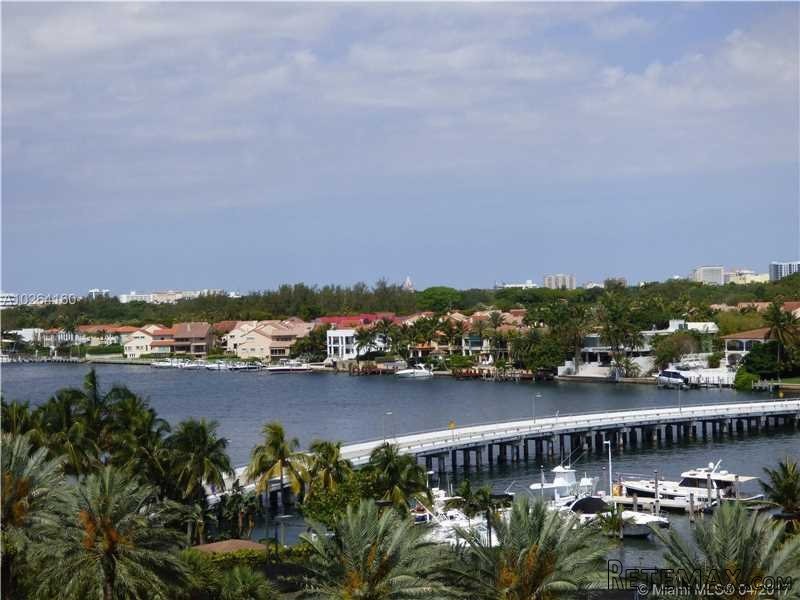 2 bedroom Flat For Sale: 2 Grove Isle.. - 2