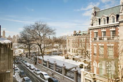 4 bedroom Apartment For Sale: 14 EAST..
