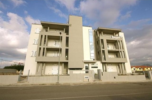 2 Bedrooms - Apartment - For Sale