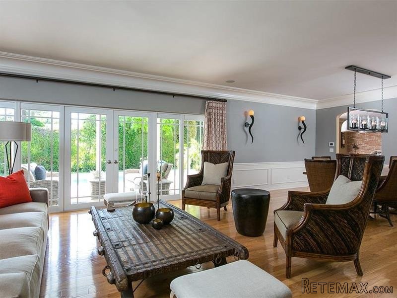3 bedroom House For Sale: 4691 Pebble.. - 2