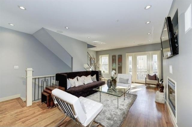 2 bedroom Duplex For Sale: 2906 18TH ST.. - 2
