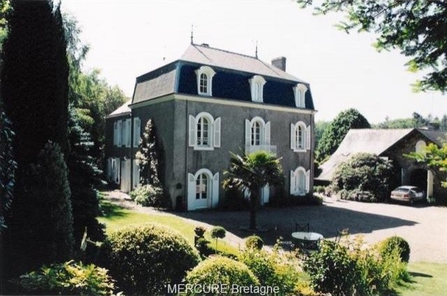 6 bedroom Character For Sale: 56220..