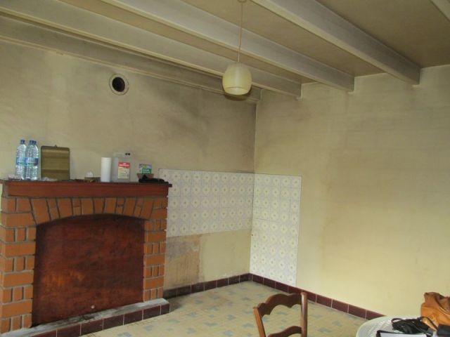 Stone Country House To Renovate - 2