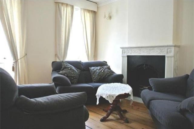 4 bedroom Apartment For Sale: Main..