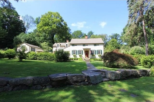 3 bedroom Residence For Sale: South..