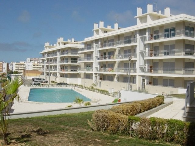 3 Bedroom Apartment in Nazare - 2