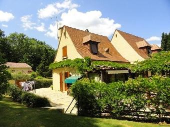 Close To The Towns Of Sarlat, La Roque..