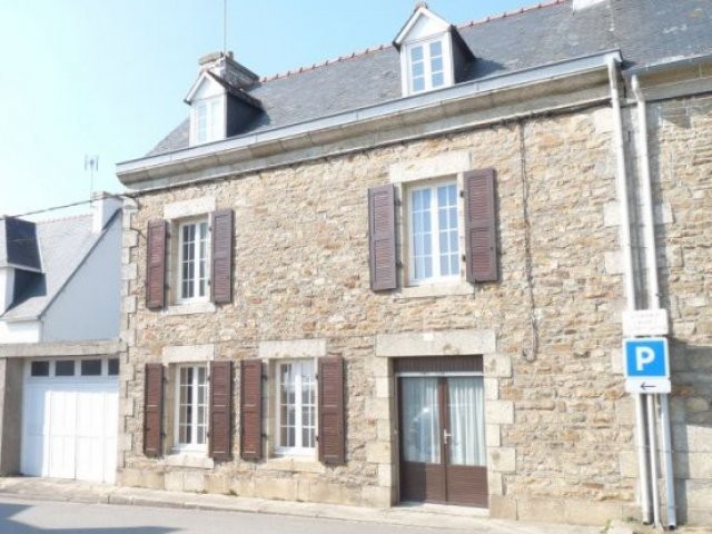 House In The Center Of Tregunc Tregunc..