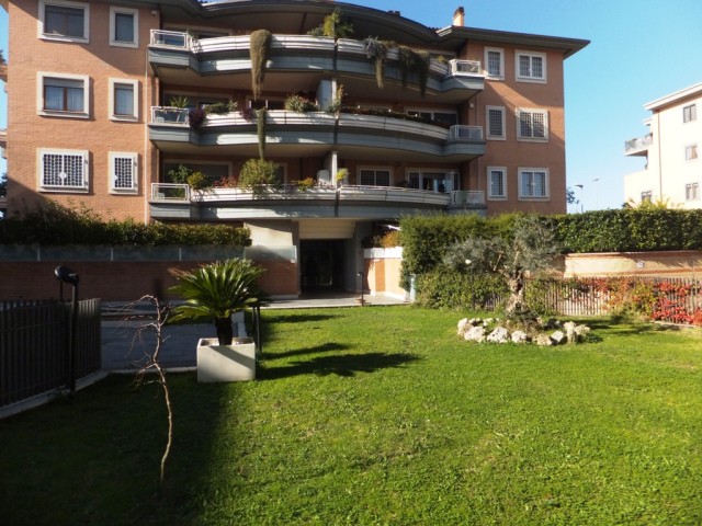 2 Bedrooms - Apartment - For Sale