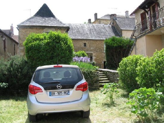 Property with Numerous Possibilities - 2