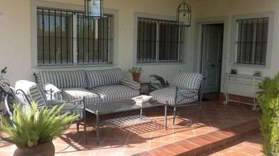 Villa - A well apointer three bedroom..