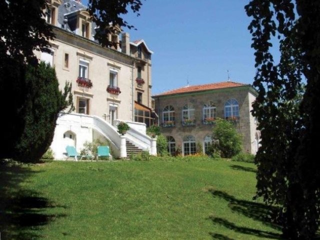 7 bedroom Castle For Sale: 43200..