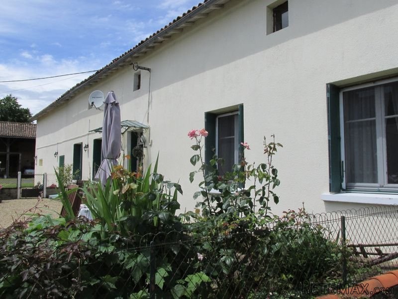 Detached Stone House, Gite, Heated Pool..