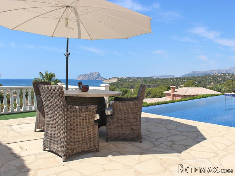 3 Bedrooms - Villa - Alicante - For Sale