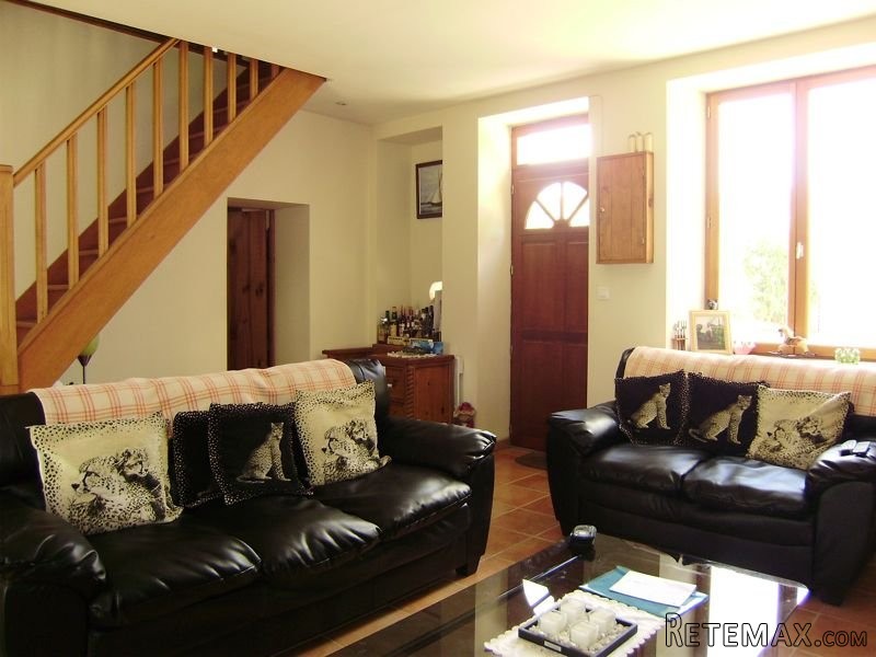 Renovated 4 Bed Stone Village House - 2