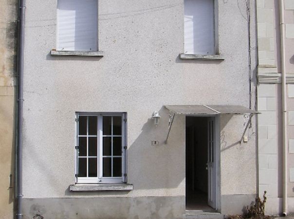 House to Improve in Nice Village