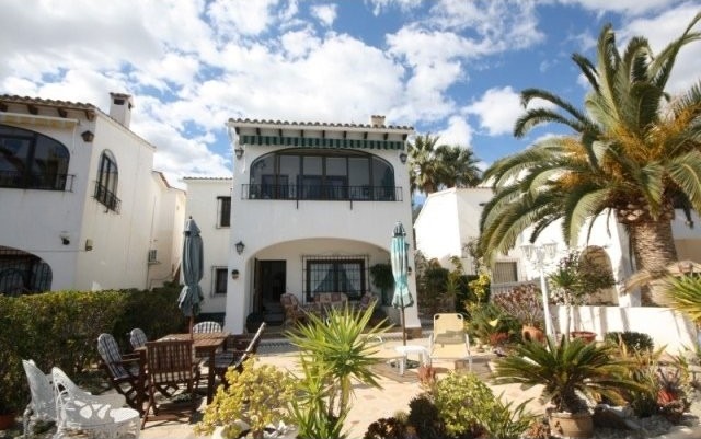 Villa for sale in Moraira