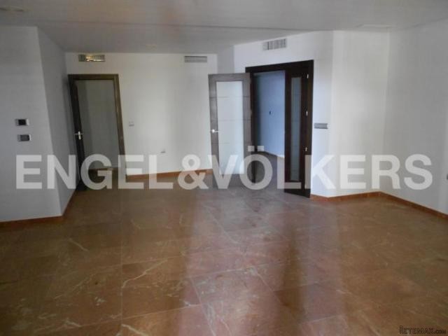 LUXURY APARTMENT IN CITY CENTRE -.. - 2