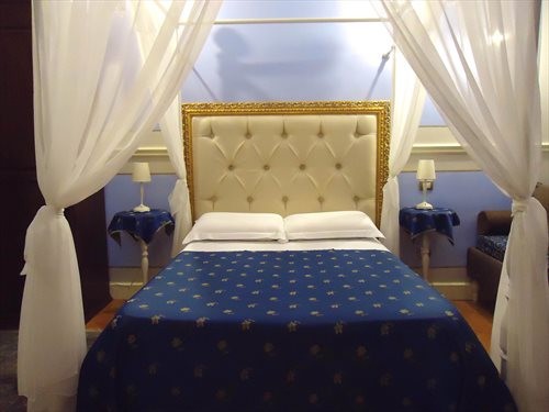 4 Bedrooms - Apartment - For Sale