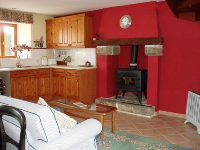 Lovely 4 Bedroom House In Rural Hamlet - 2