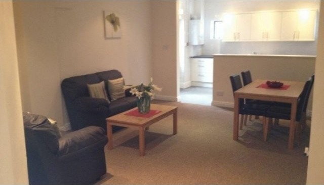 ROOM TO LET IN MADELEY - ALL BILLS..