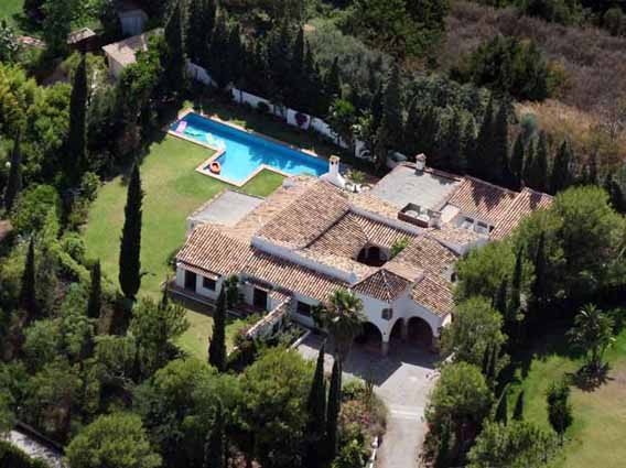 2 bedroom Apartment For Sale: Marbella - 2