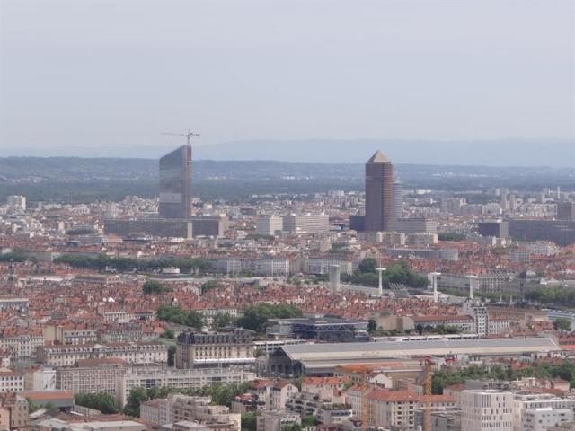 4 bedroom Flat For Sale: 69110 SAINTE.. - 2