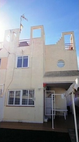 A 1 BED APARTMENT