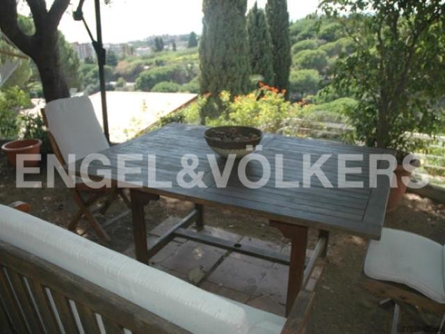 Apartment with garden, Barcelona Coast