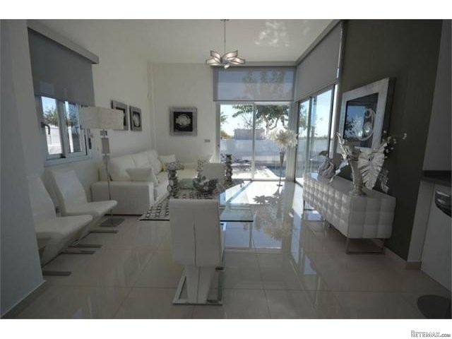 3 bedroom Villa For Sale: Detached.. - 2