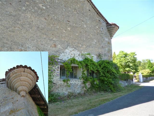 Domain With Several Outbuildings In The.. - 2