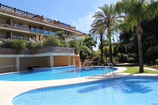 APARTAMENT FOR SALE IN MIRAFLORES - 2