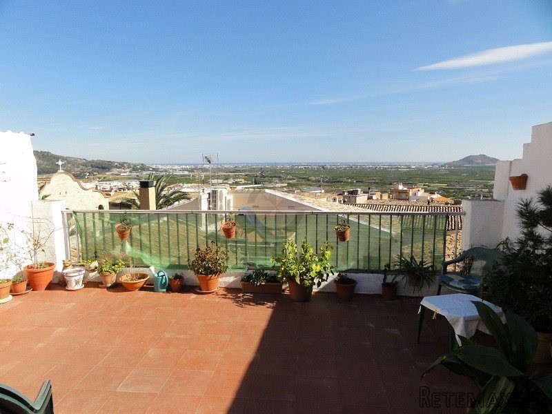 Charming Spanish Style Townhouse In.. - 2