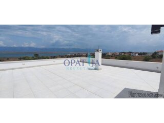 Vir, E3 Trosoban apartman sa pogledom na more
