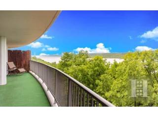 1 bedroom Apartment For Sale: 4465..