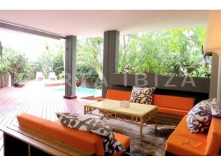 Wonderful apartment with garden and own..