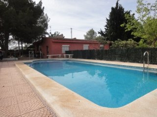 5 Bed Campo House In Monovar