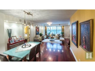 2 bedroom Apartment For Sale: MIDTOWN..