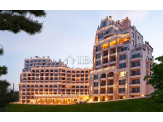 Spacious 2-bedroom apartment with SEA..