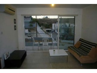 BARGAIN! Modern 1 bed apartment in Geri..